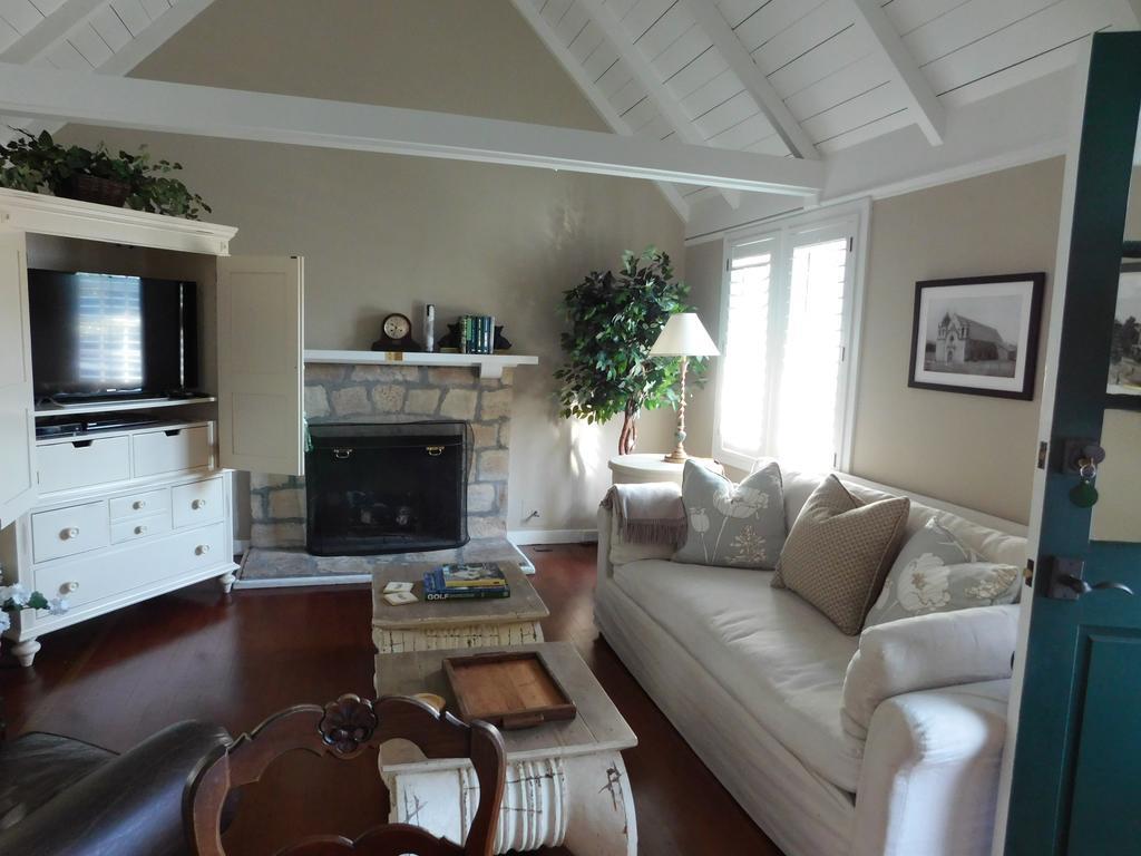 Lincoln Green Inn Carmel-by-the-Sea Exterior photo