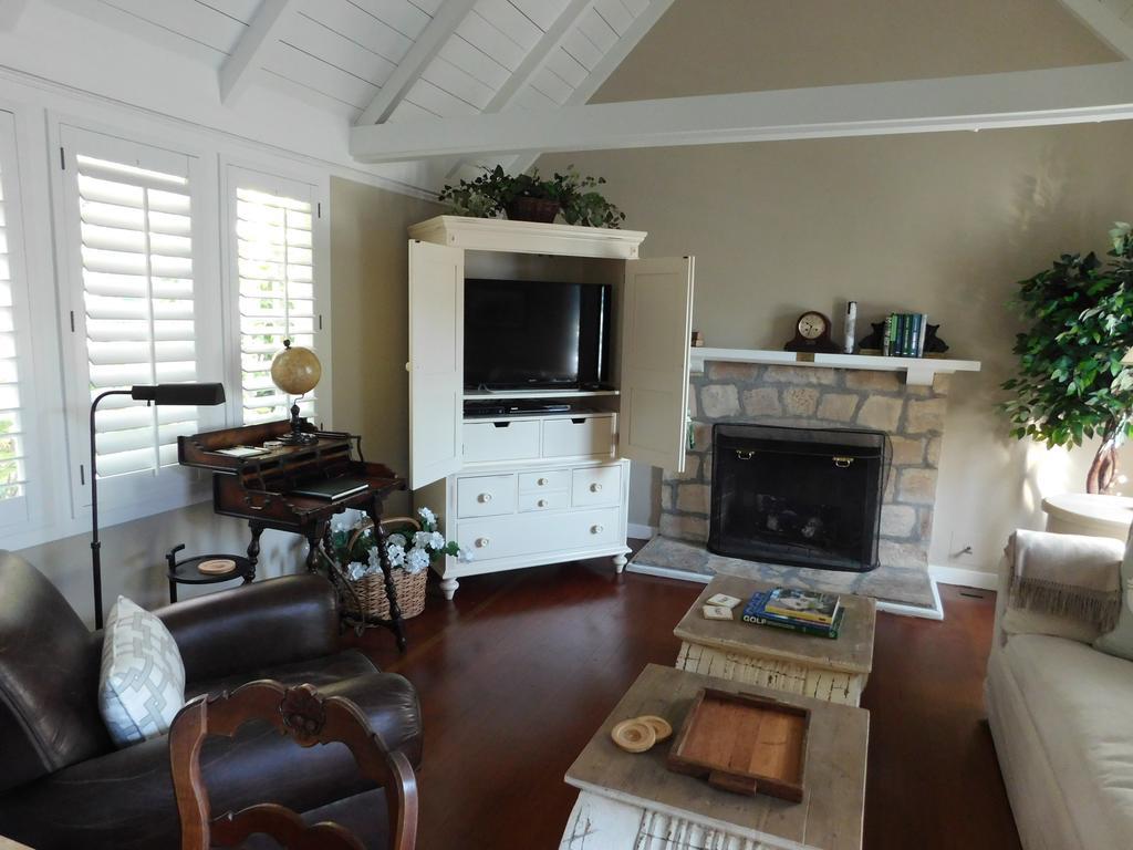 Lincoln Green Inn Carmel-by-the-Sea Exterior photo