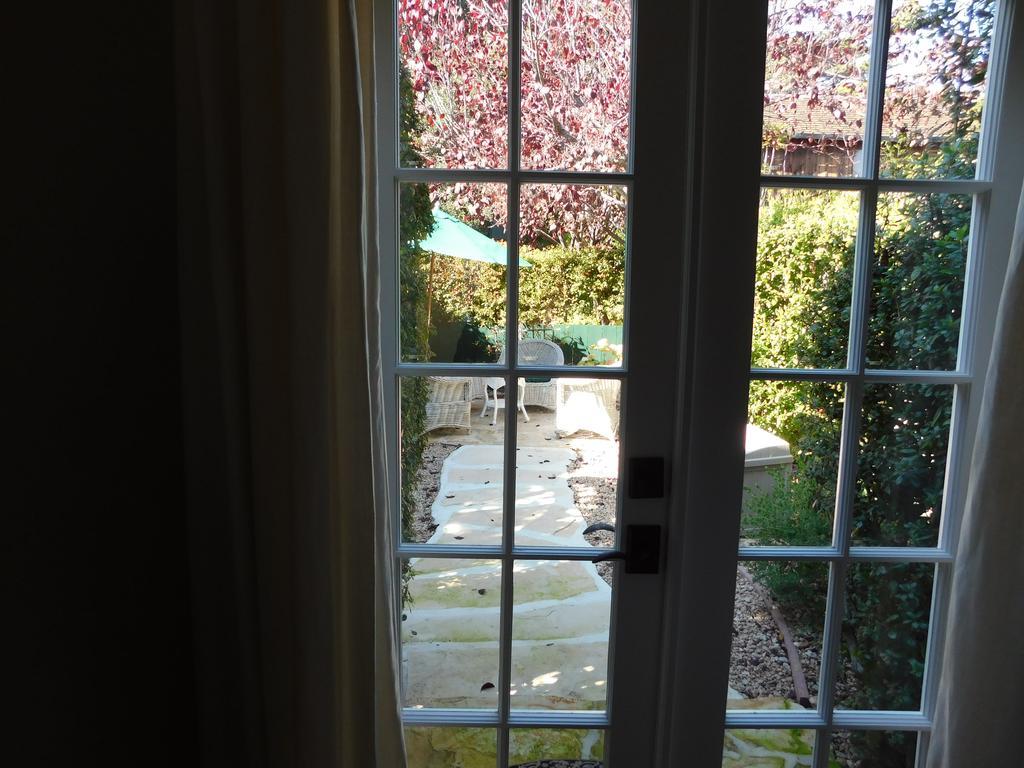Lincoln Green Inn Carmel-by-the-Sea Exterior photo